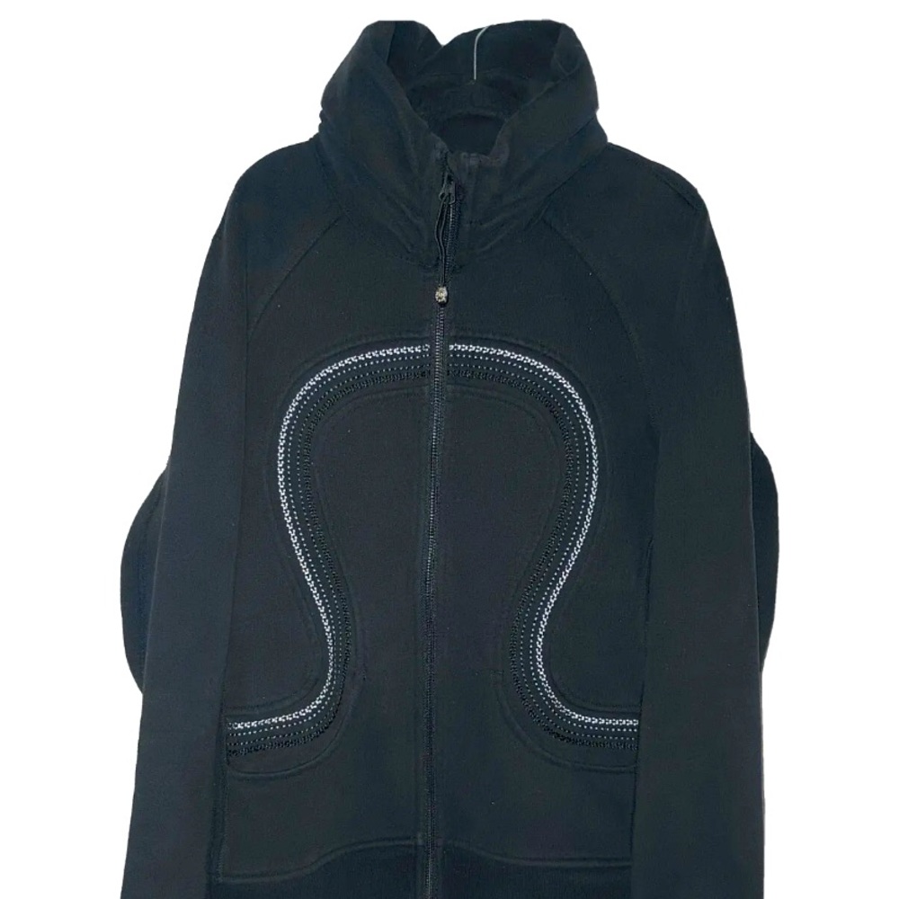 EUC Lululemon special edition rare scuba embroidered zip up sweatshirt size 6